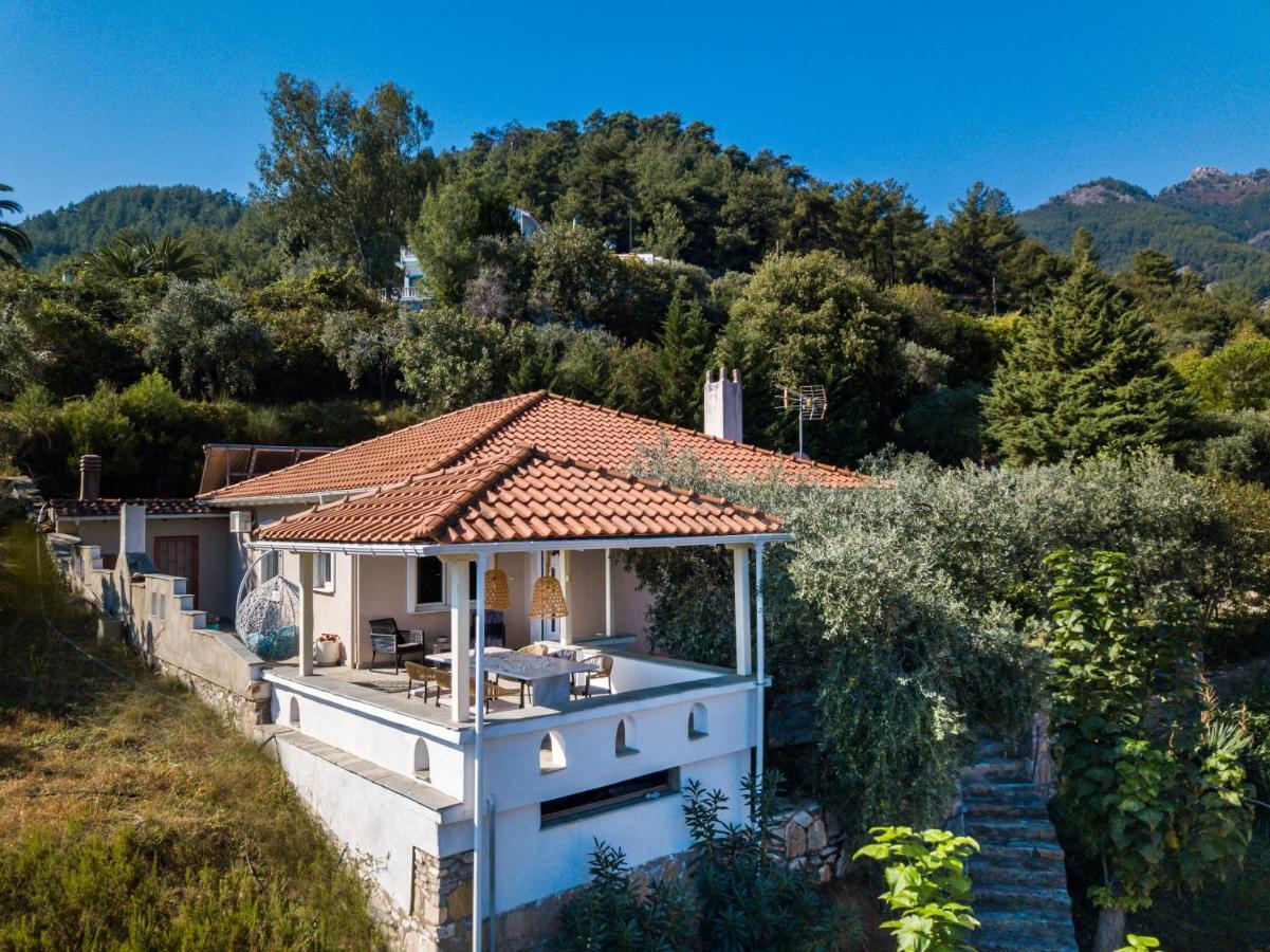 Vista Del Mare Luxury Villa Koinira Buitenkant foto