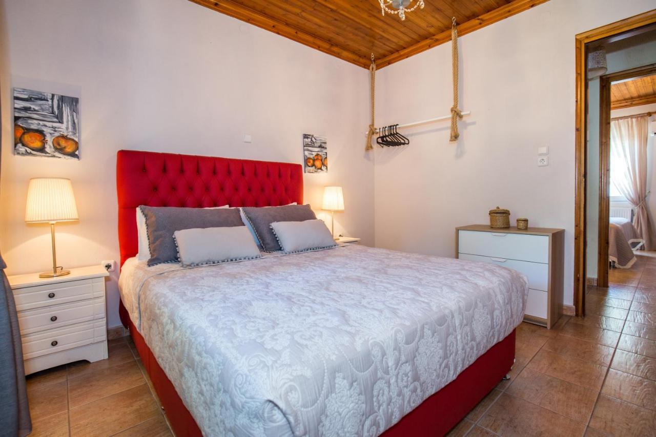 Vista Del Mare Luxury Villa Koinira Buitenkant foto